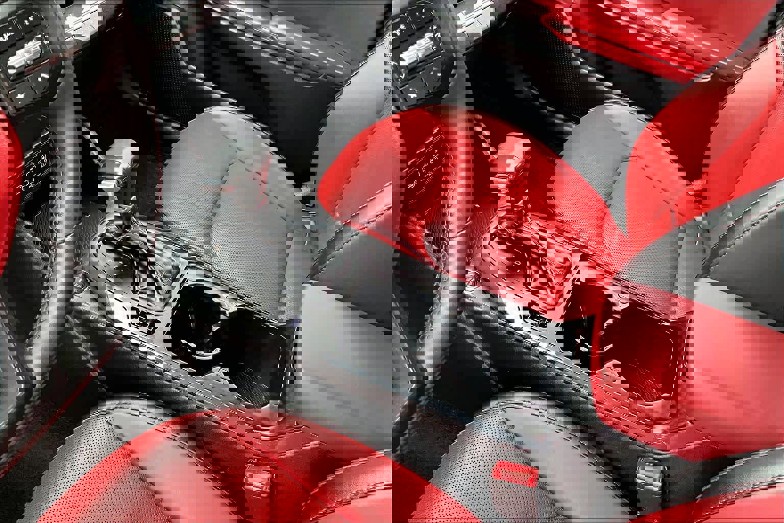 Used 2025 Kia K4 GT-Line w/ GT-Line Premium Package image 15