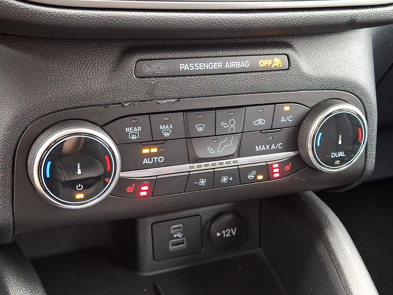 Certified 2023 Ford Escape Active AWD/4WD image 15