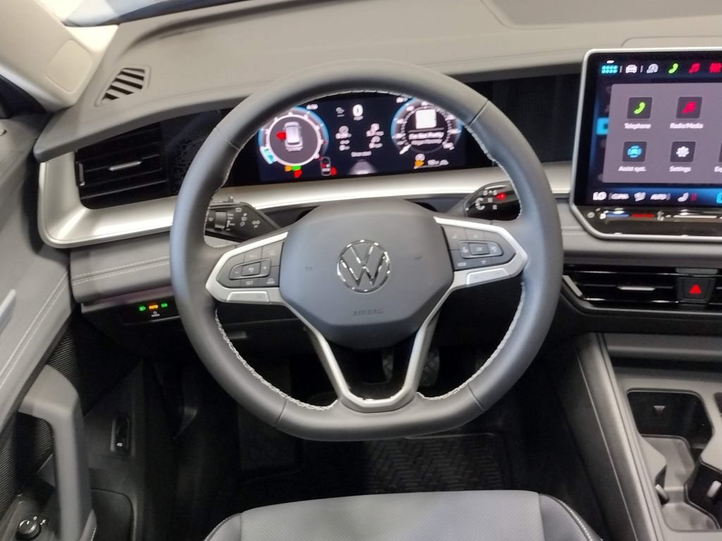 New 2026 Volkswagen Tiguan SE AWD/4WD image 35