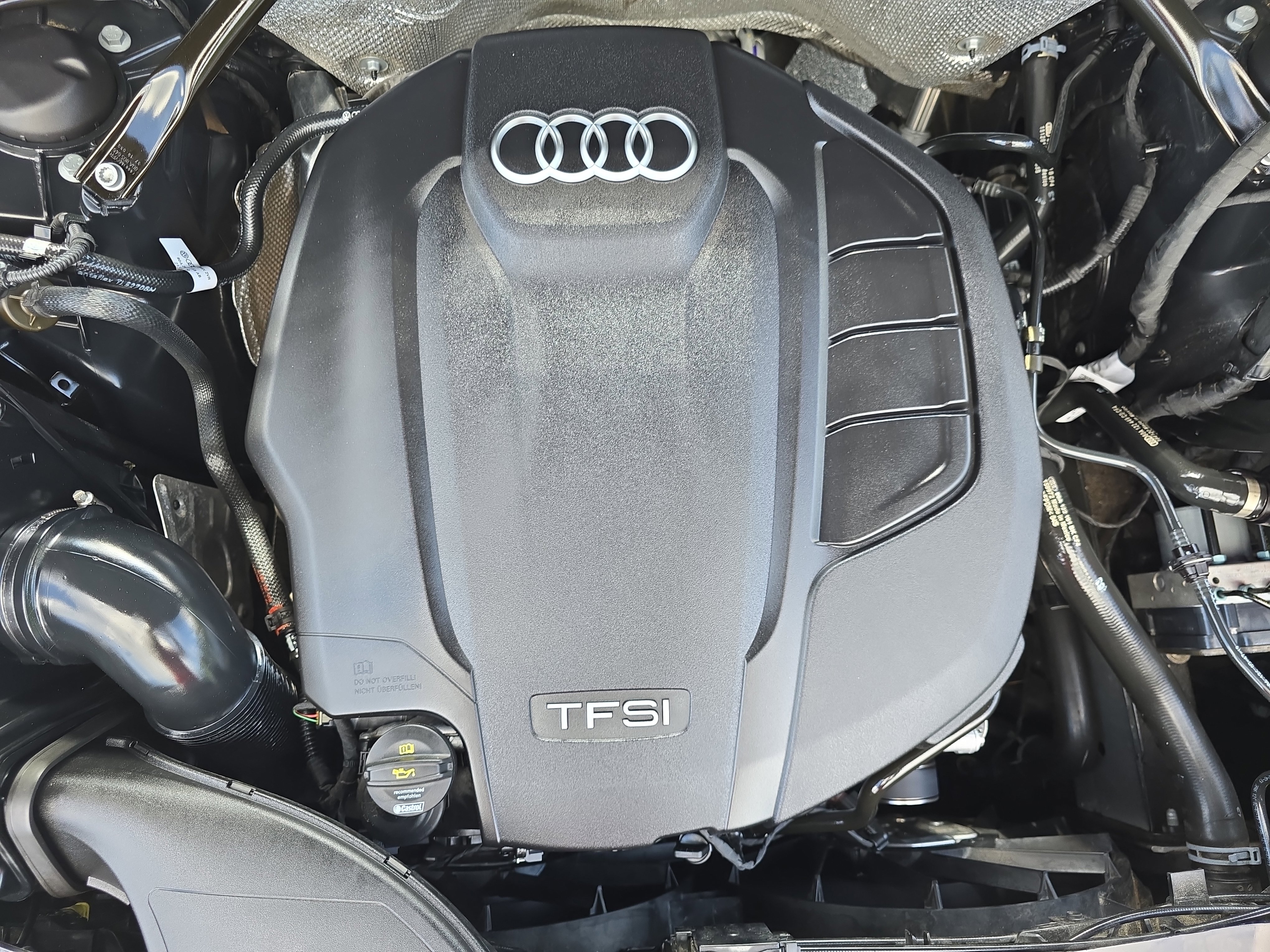 Used 2020 Audi Q5 2.0T Premium w/ Titanium Sport Package AWD/4WD image 31
