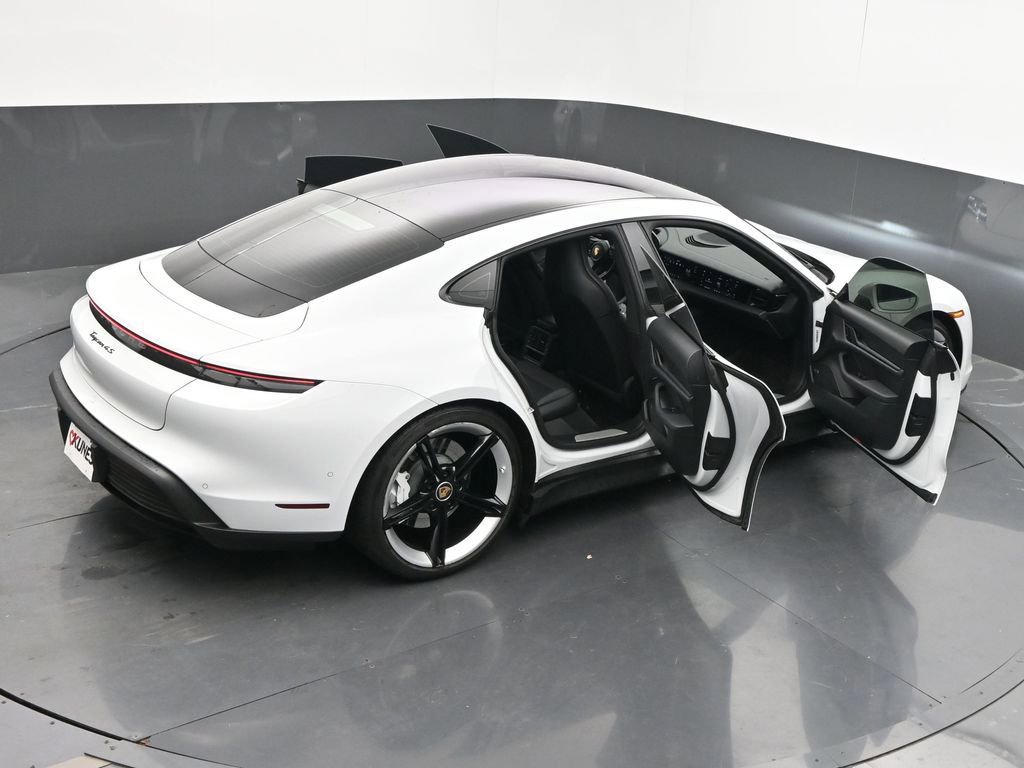 Used 2020 Porsche Taycan 4S image 68