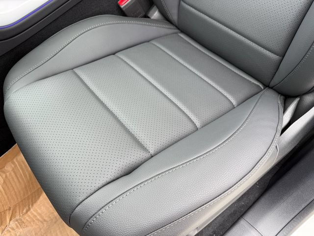 New 2025 Mercedes-Benz GLS 450 4MATIC image 13