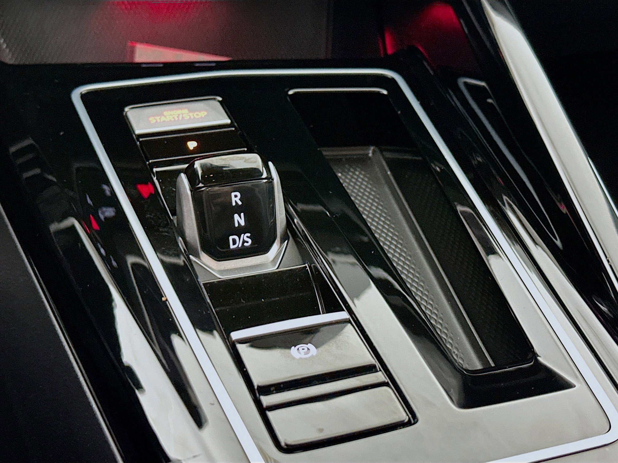 Used 2024 Volkswagen GTI Autobahn image 13