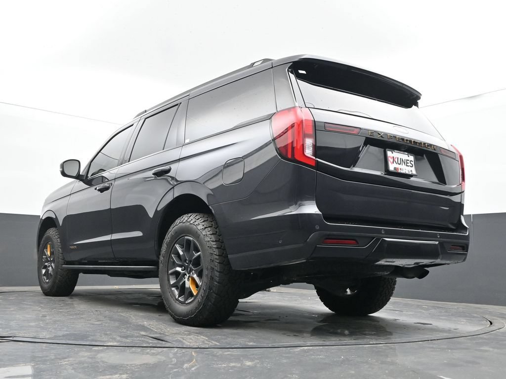 Used 2025 Ford Expedition Tremor AWD/4WD image 46