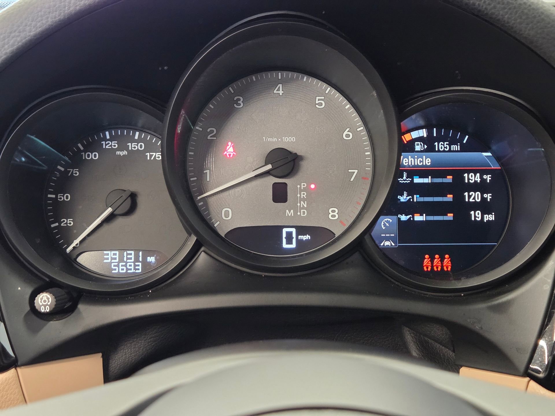 Certified 2022 Porsche Macan S w/ Premium Package Plus AWD/4WD image 21