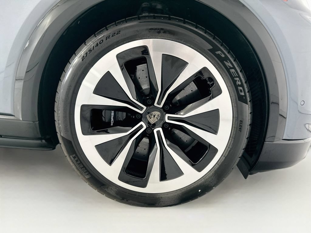 New 2026 Porsche Cayenne Turbo AWD/4WD image 32