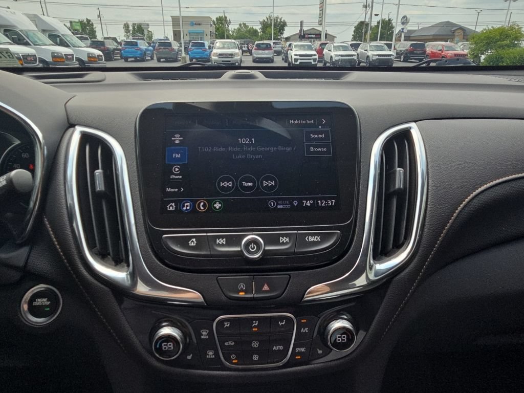 Used 2024 Chevrolet Equinox Premier FWD image 32