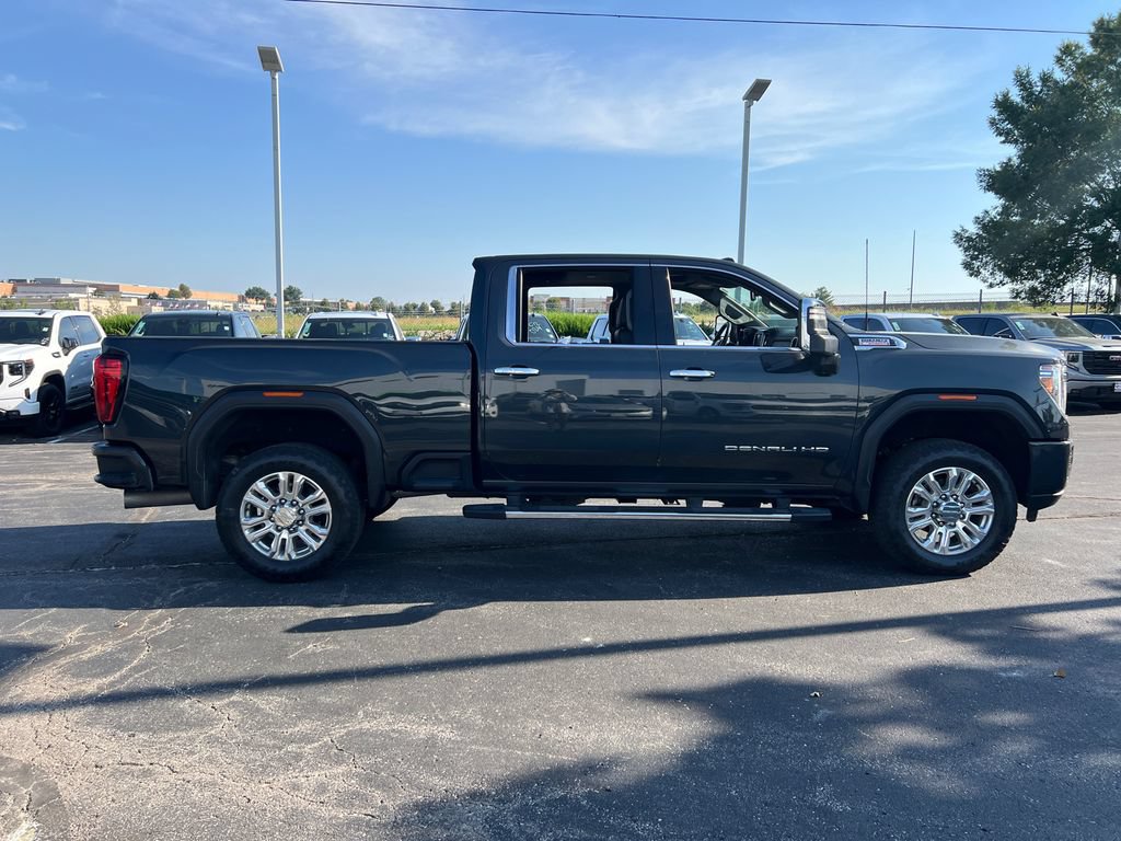 Used 2022 GMC Sierra 2500 Denali AWD/4WD image 5