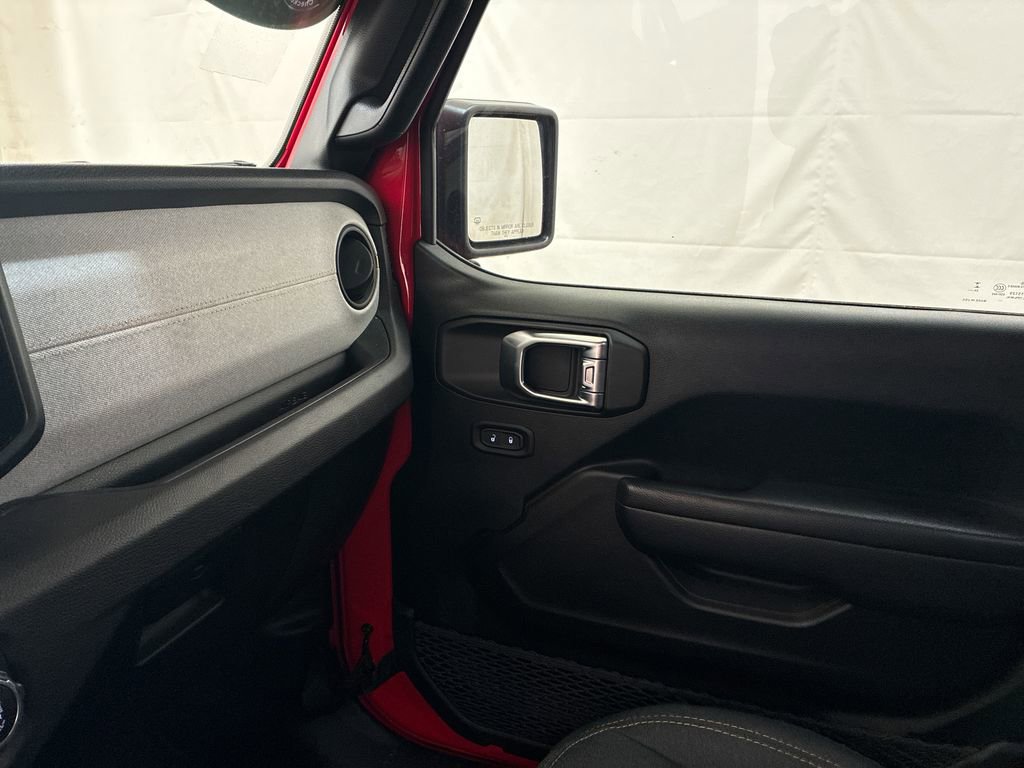 Used 2025 Jeep Wrangler Unlimited Sport AWD/4WD image 29