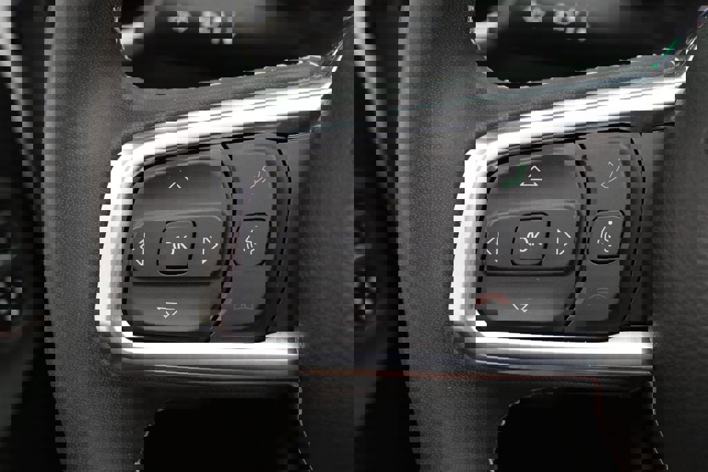 Used 2023 Jeep Wrangler Unlimited Sahara image 18