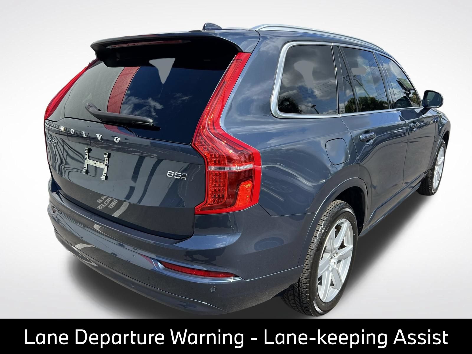 Used 2023 Volvo XC90 B5 Core AWD/4WD image 10