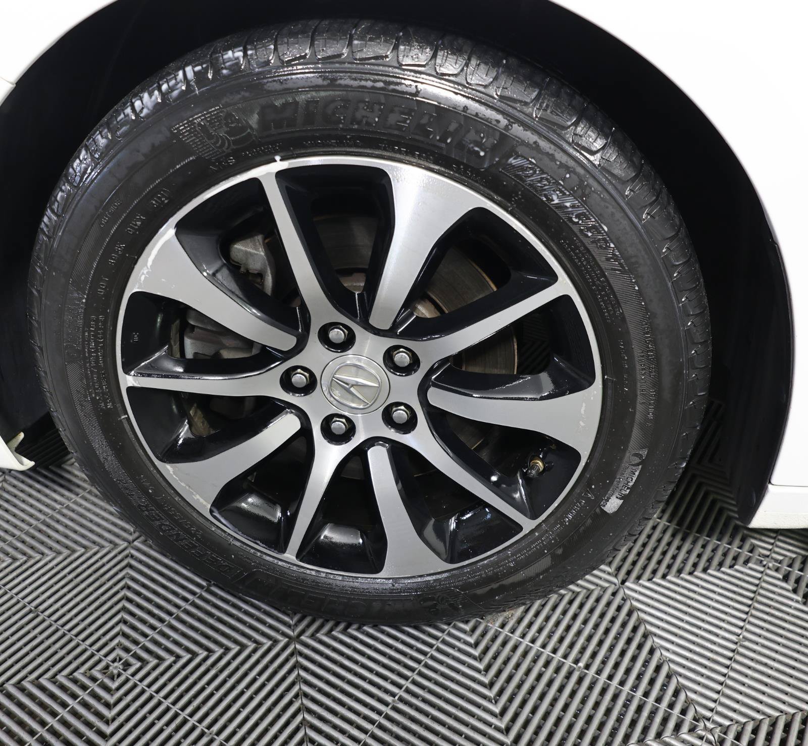 Used 2016 Acura TLX FWD image 29