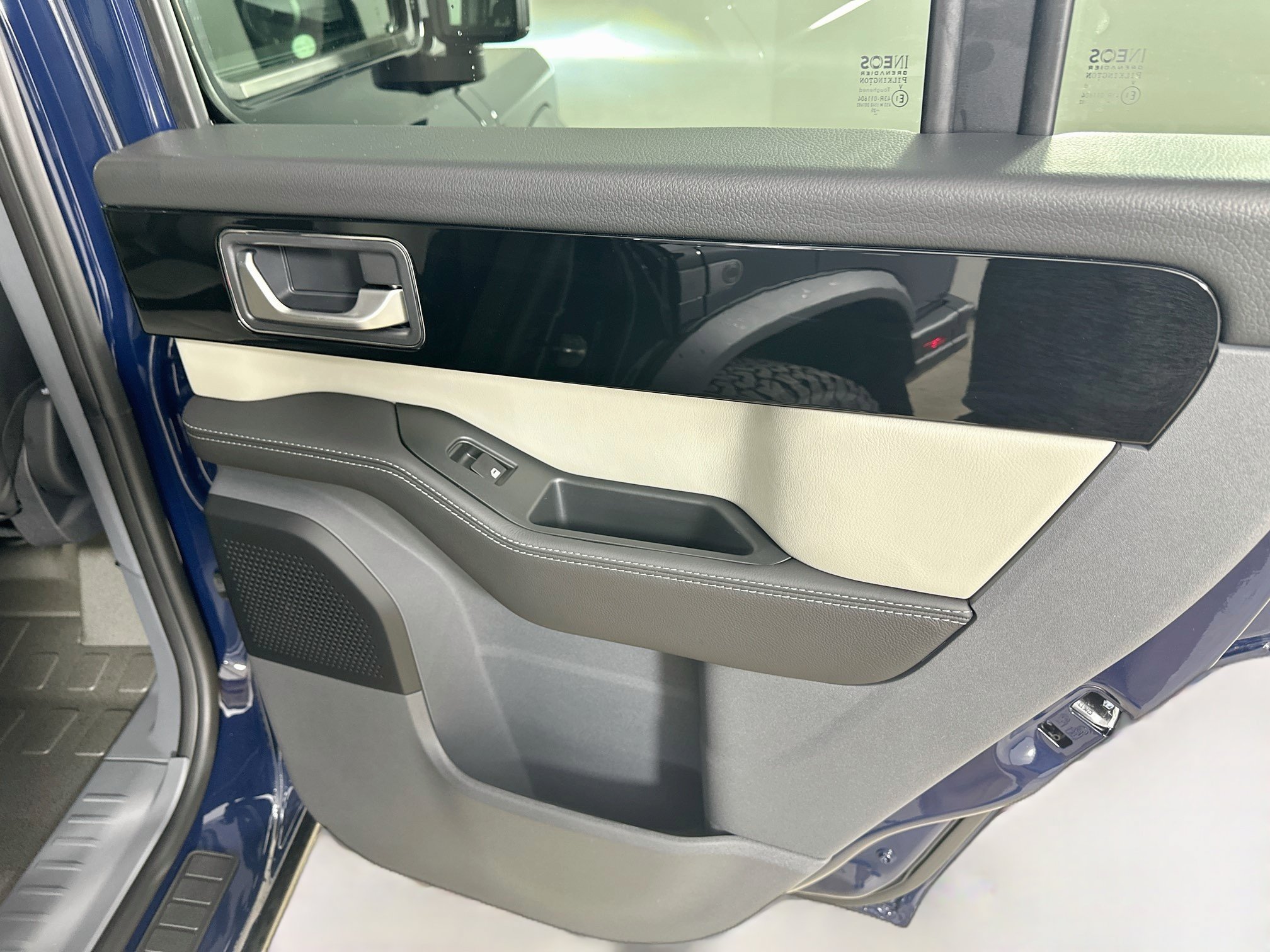 New 2025 INEOS Grenadier Station Wagon AWD/4WD image 46
