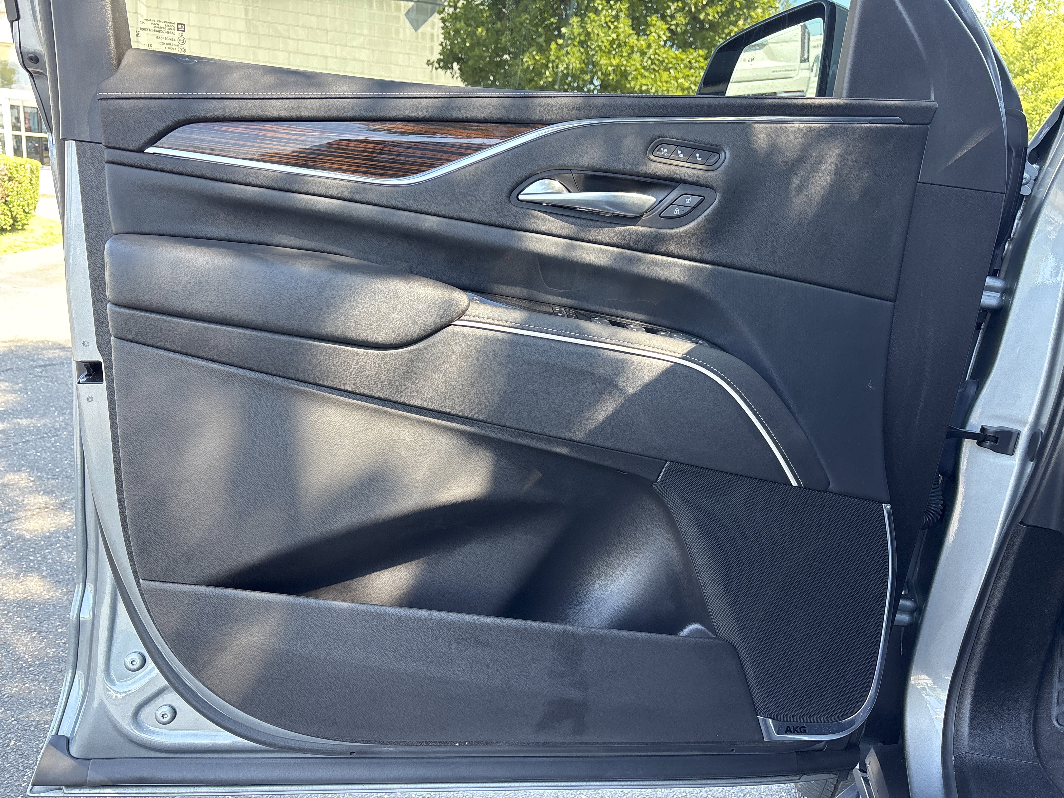 Used 2024 Cadillac Escalade Premium Luxury w/ LPO, Floor Liner Package image 21