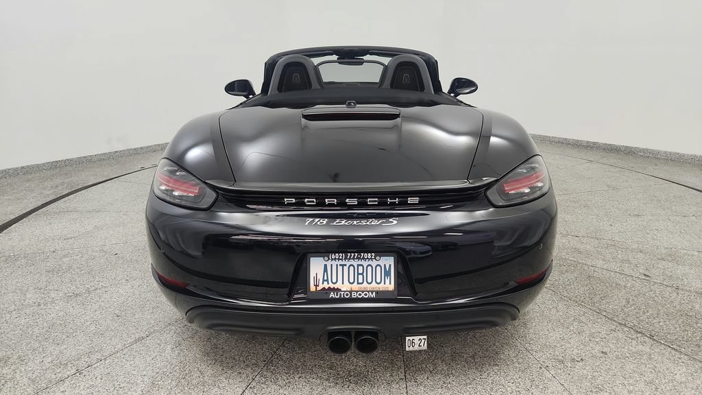 Used 2018 Porsche 718 Boxster S RWD image 15