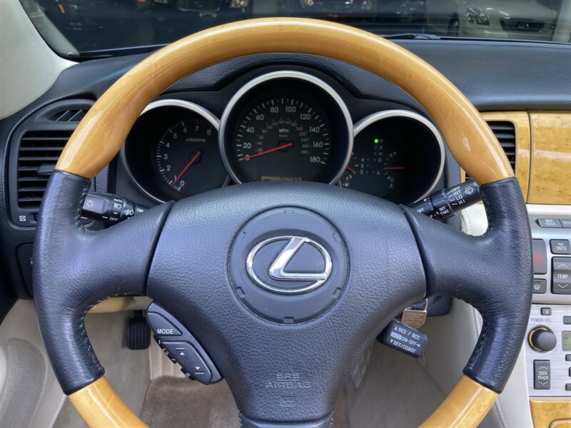 Used 2003 Lexus SC 430 Convertible RWD image 21