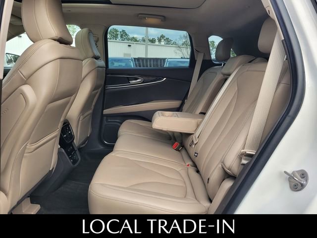 Used 2022 Lincoln Nautilus Reserve image 6