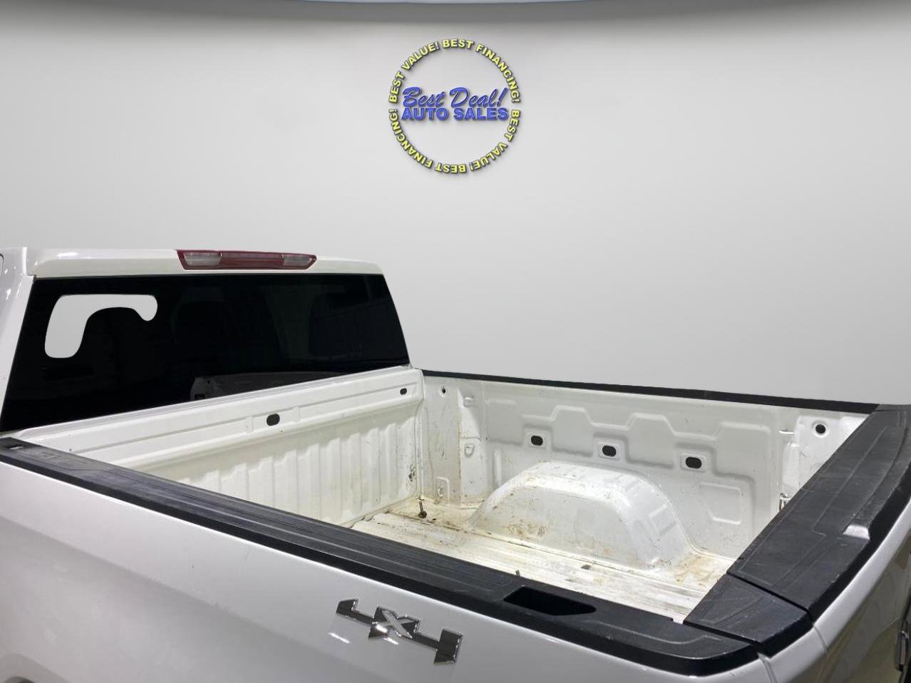 Used 2022 GMC Sierra 1500 SLT w/ SLT Convenience Package image 21