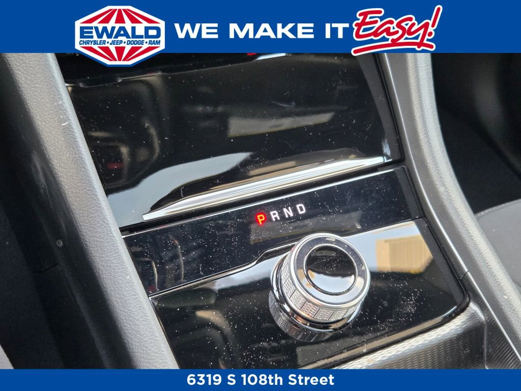 New 2025 Jeep Grand Cherokee Laredo X image 7