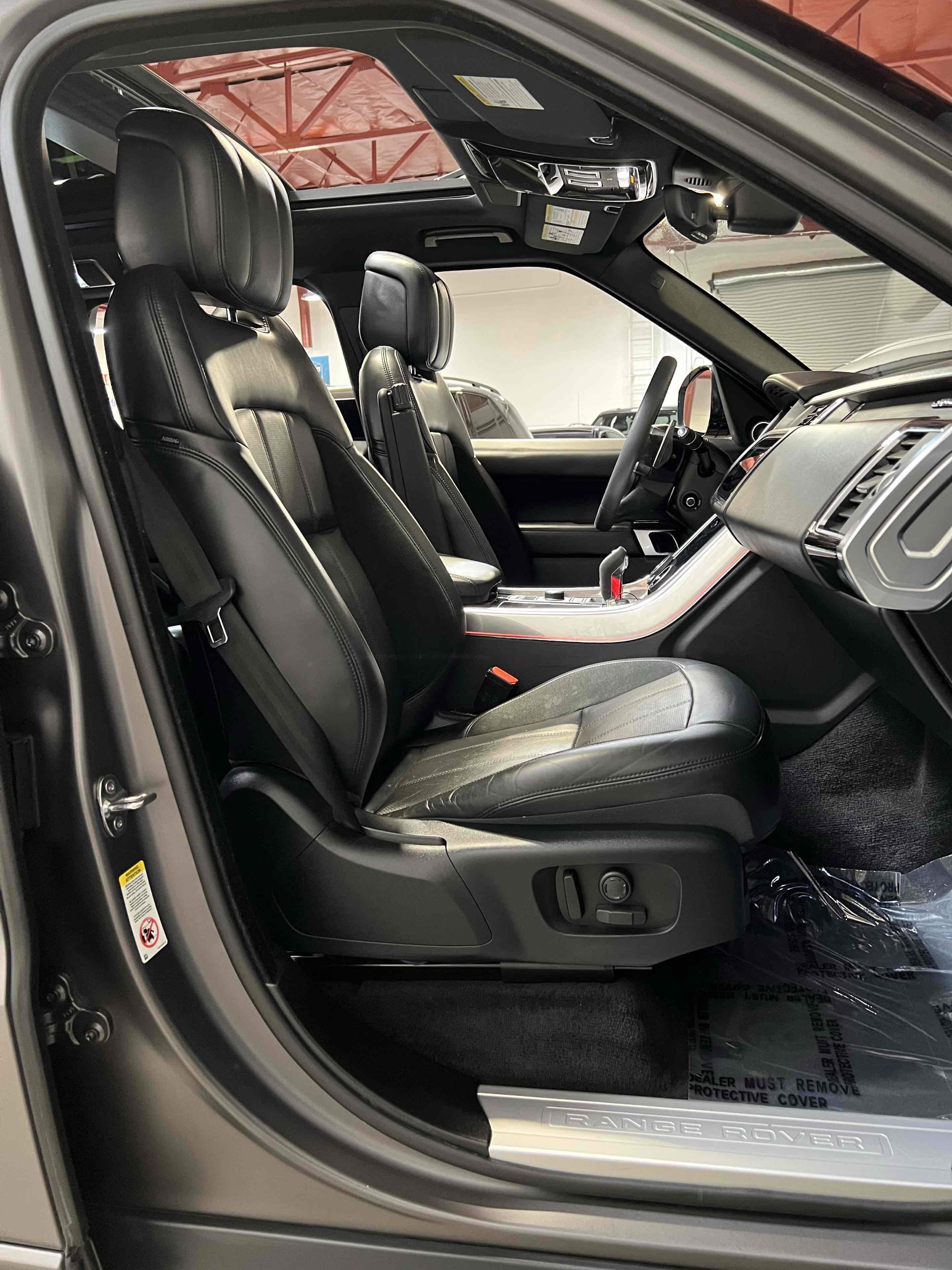 Used 2020 Land Rover Range Rover Sport HST image 35