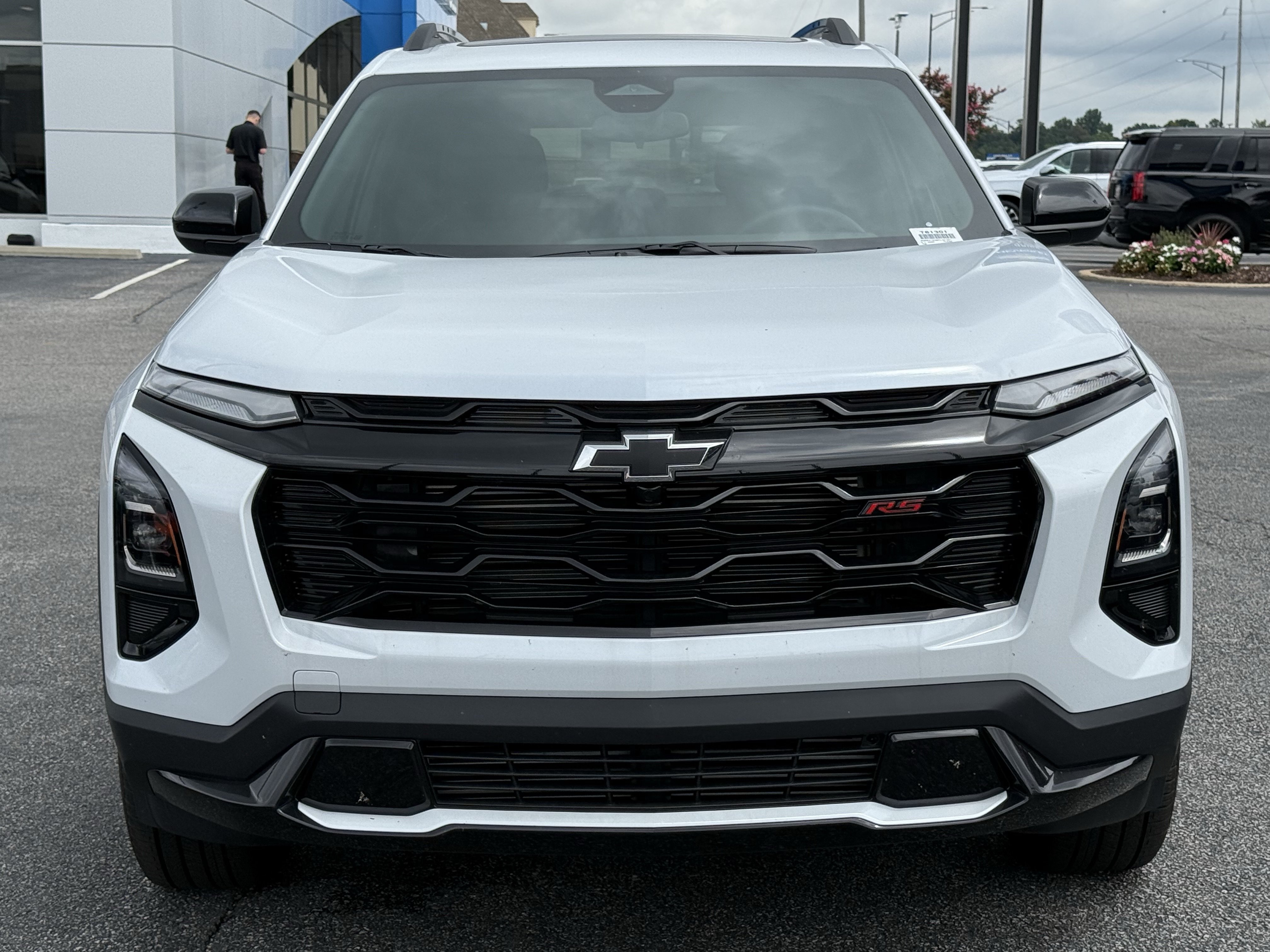 New 2026 Chevrolet Equinox RS w/ Convenience Package III AWD/4WD image 3