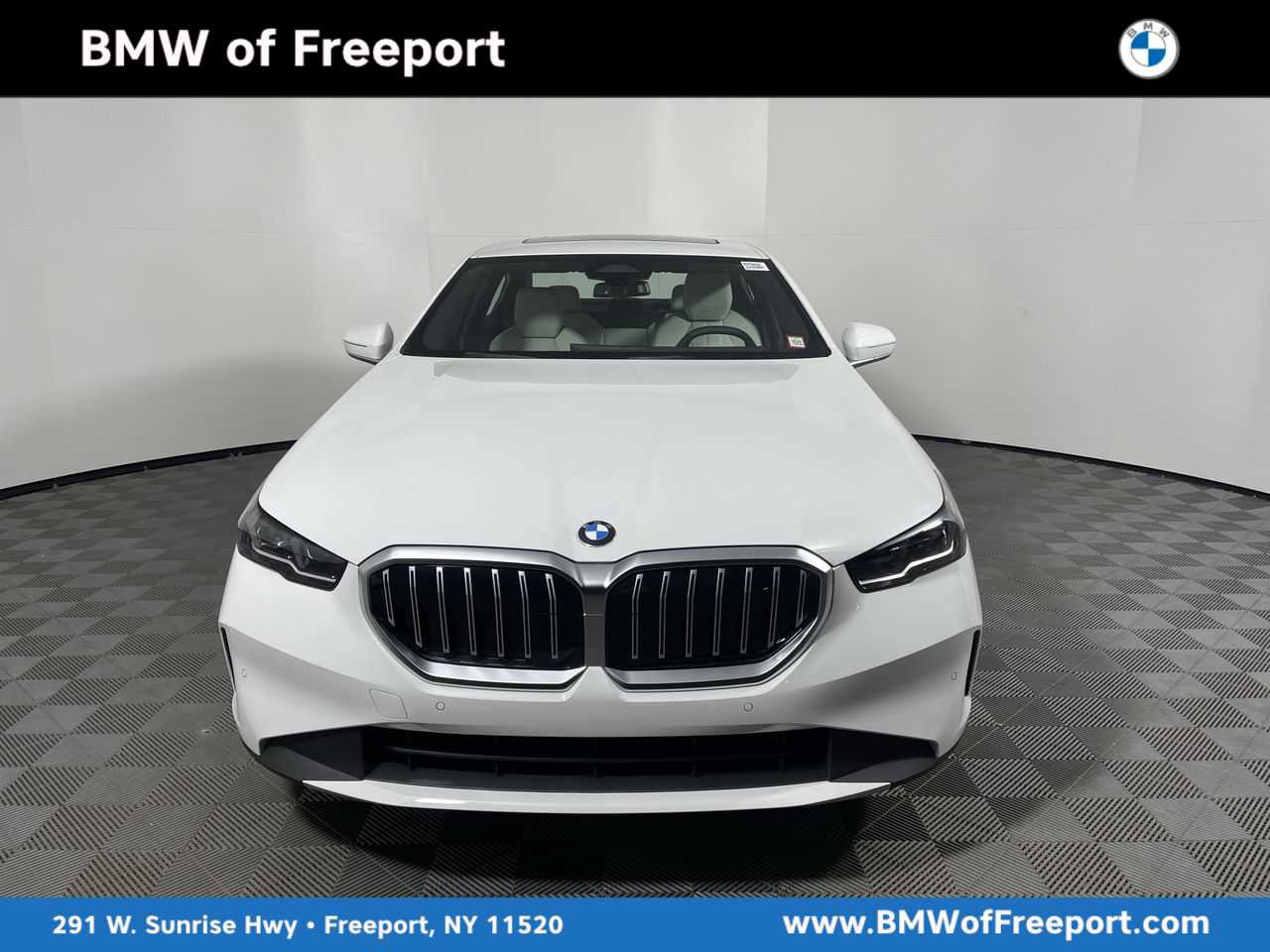 Used 2024 BMW 530i xDrive w/ Convenience Package