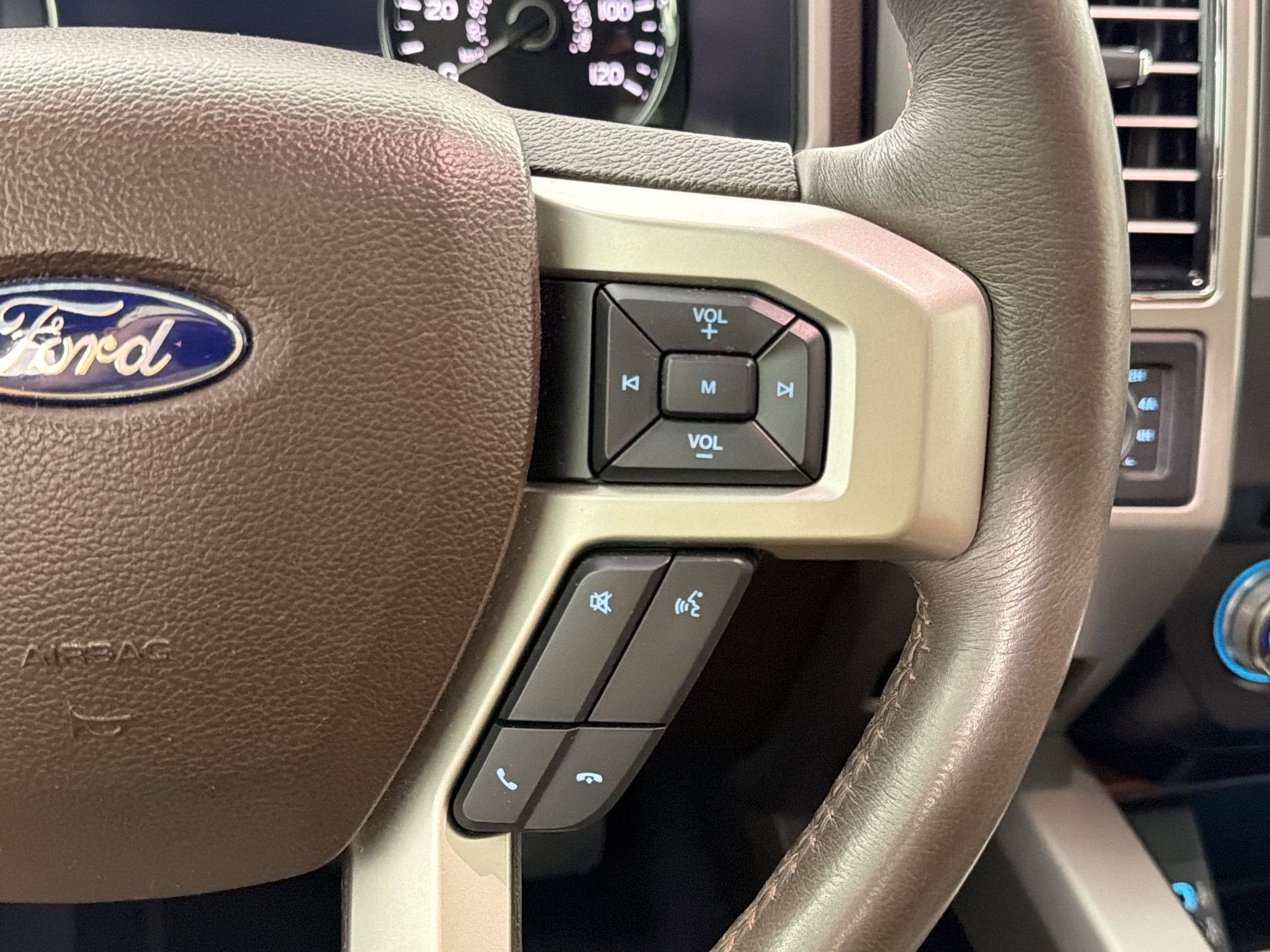 Used 2018 Ford F150 King Ranch w/ Equipment Group 601A Luxury image 23