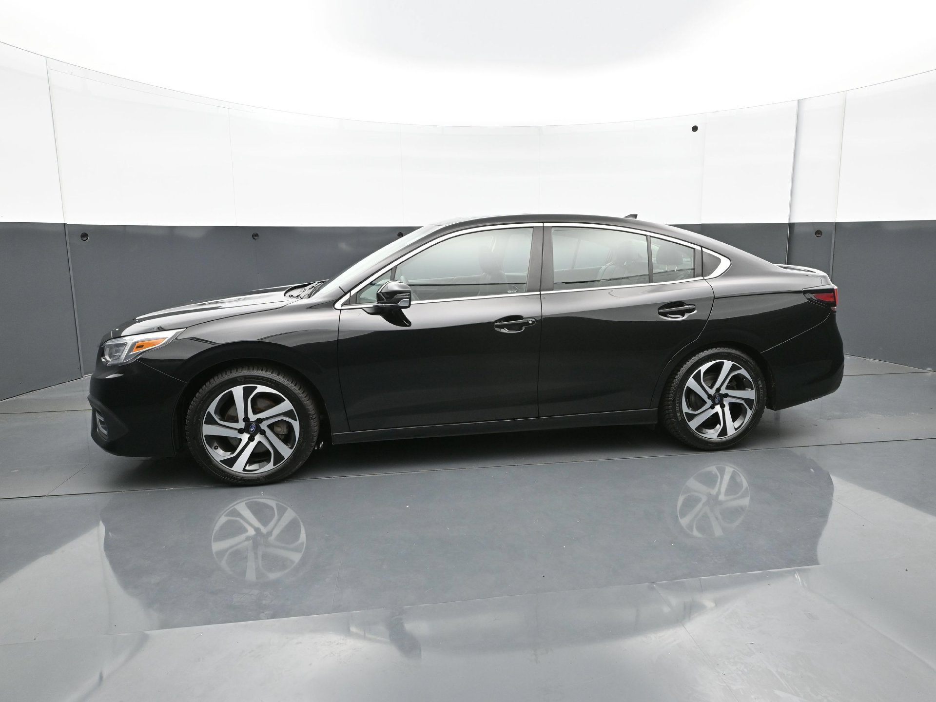 Used 2022 Subaru Legacy Limited XT AWD/4WD image 3