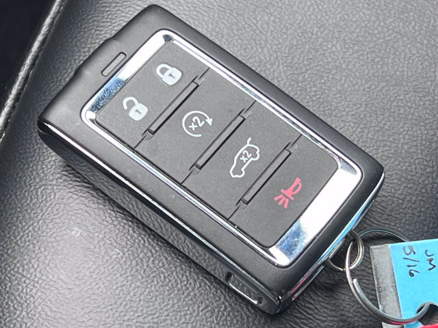 Used 2024 Jeep Grand Cherokee Limited w/ Black Appearance Package AWD/4WD image 28