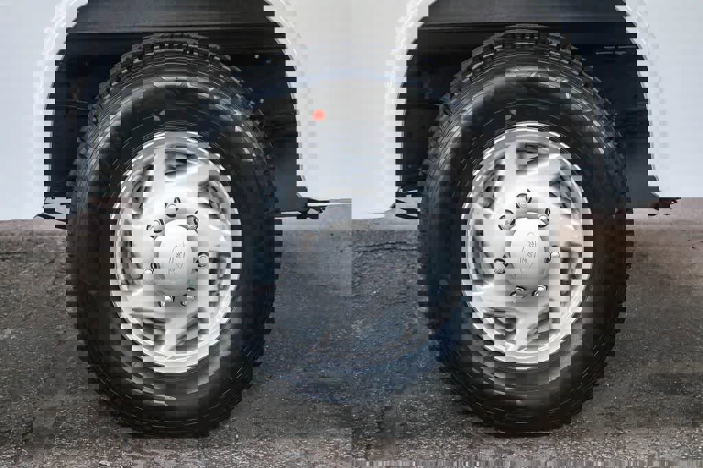 New 2026 Ford E-350 and Econoline 350 Super Duty w/ Power Equipment Group image 11