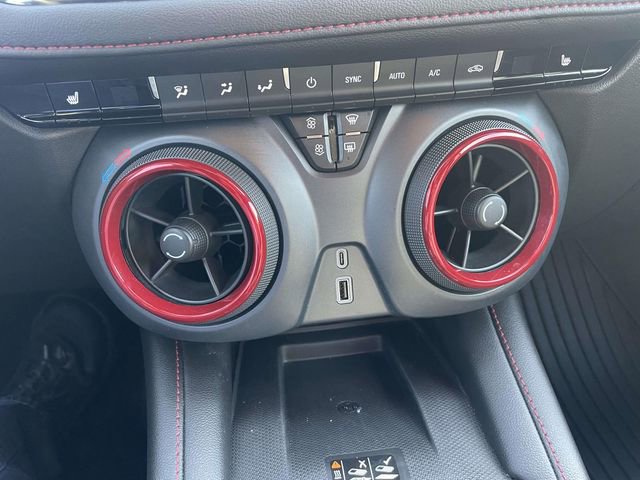 Used 2024 Chevrolet Blazer RS FWD image 27