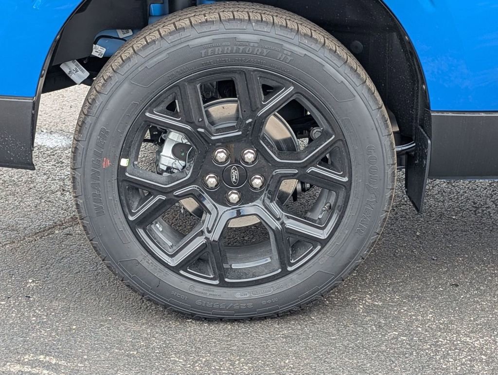 New 2026 Ford Maverick Lariat w/ Black Appearance Package image 16