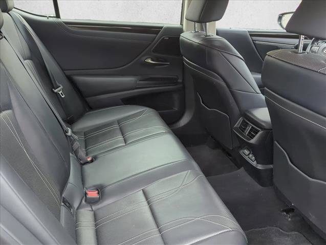 Used 2019 Lexus ES 300h w/ Accessory Package 2 image 25