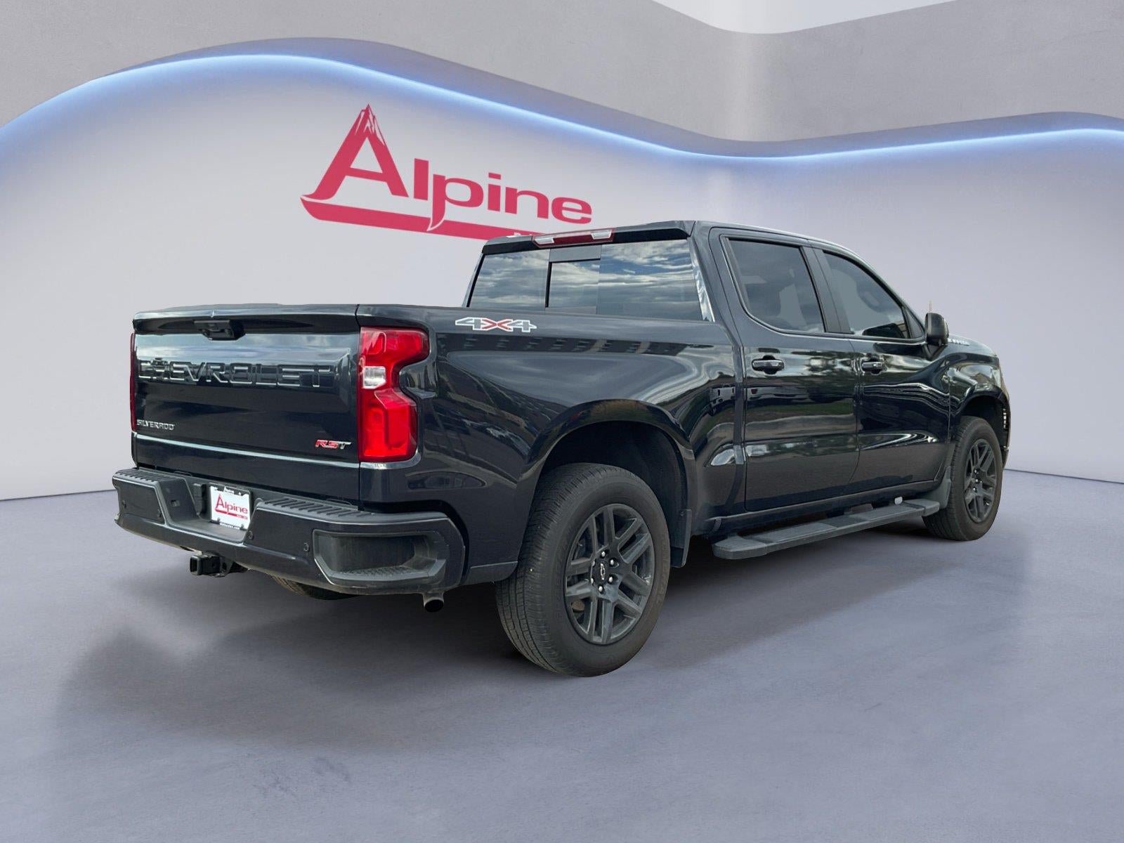 Used 2024 Chevrolet Silverado 1500 RST w/ Convenience Package II AWD/4WD image 5