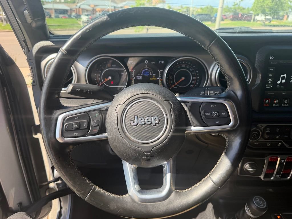 Used 2020 Jeep Gladiator Overland AWD/4WD image 14