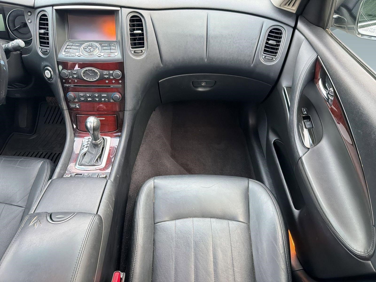Used 2016 INFINITI QX50 AWD w/ Premium Plus Package image 28