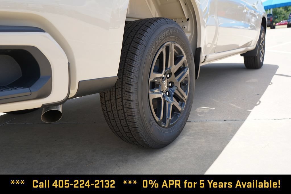New 2026 Chevrolet Silverado 1500 Custom w/ LPO, Dark Essentials Package AWD/4WD image 9