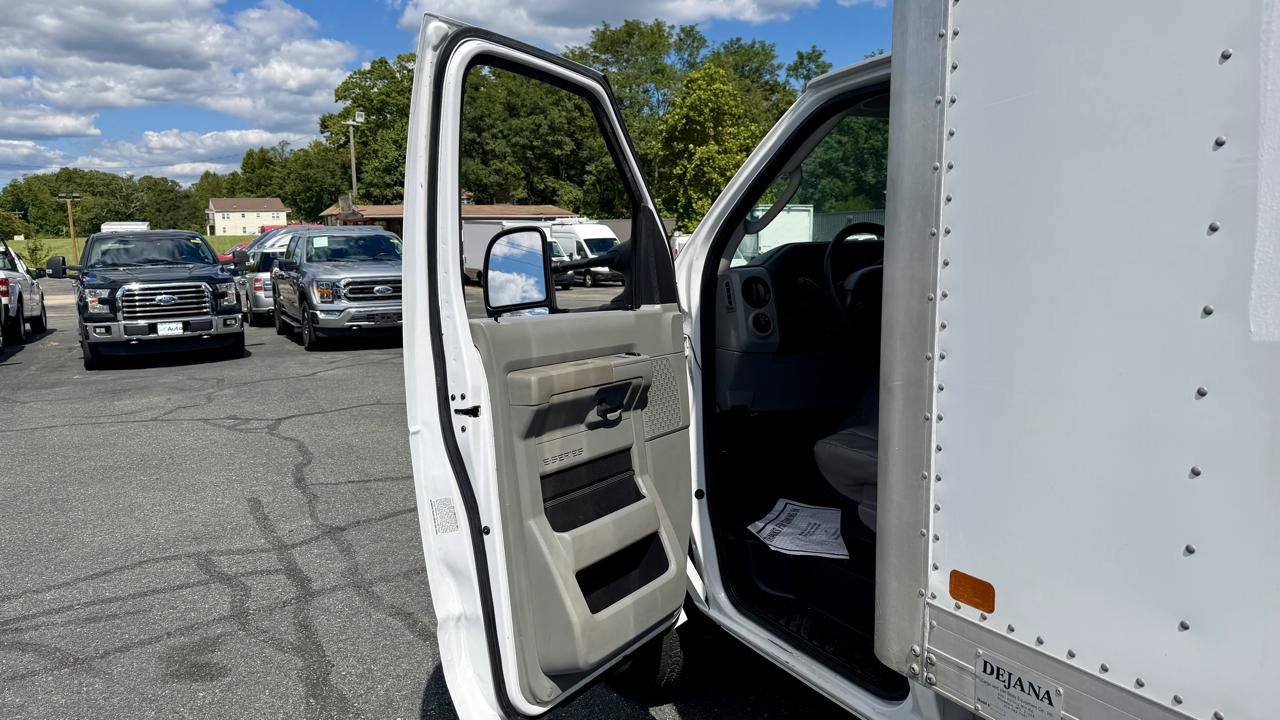 Used 2019 Ford E-350 and Econoline 350 Super Duty w/ Power Windows & Locks Group RWD image 20