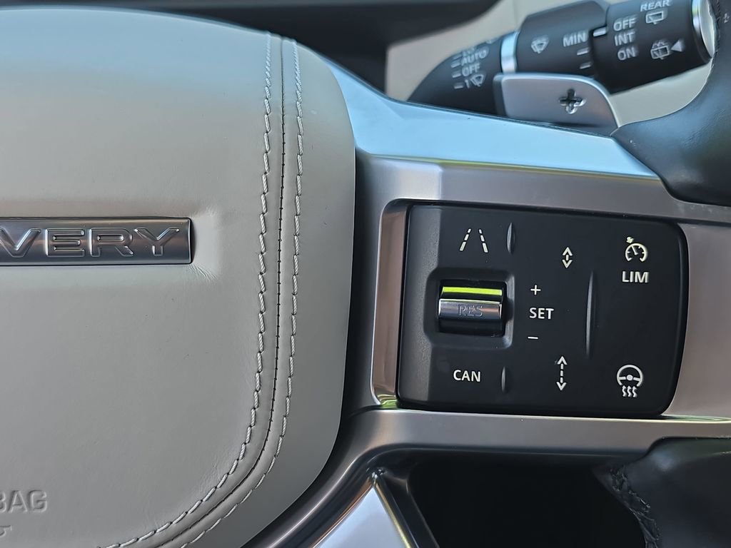 Certified 2023 Land Rover Discovery HSE R-Dynamic image 20