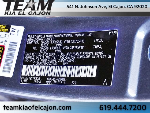 Used 2021 Toyota Highlander XLE AWD/4WD image 39