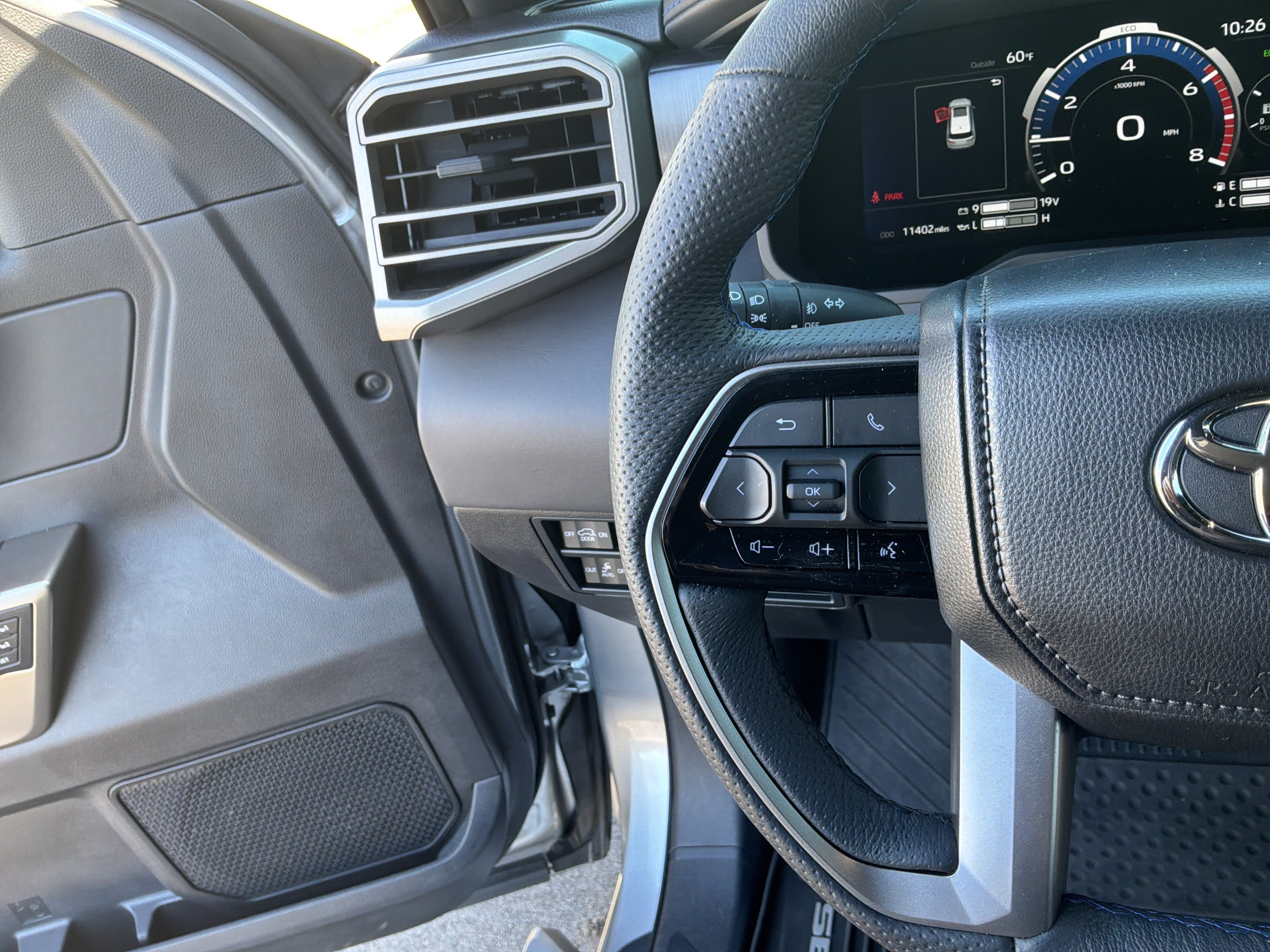 Used 2026 Toyota Sequoia Platinum AWD/4WD image 19