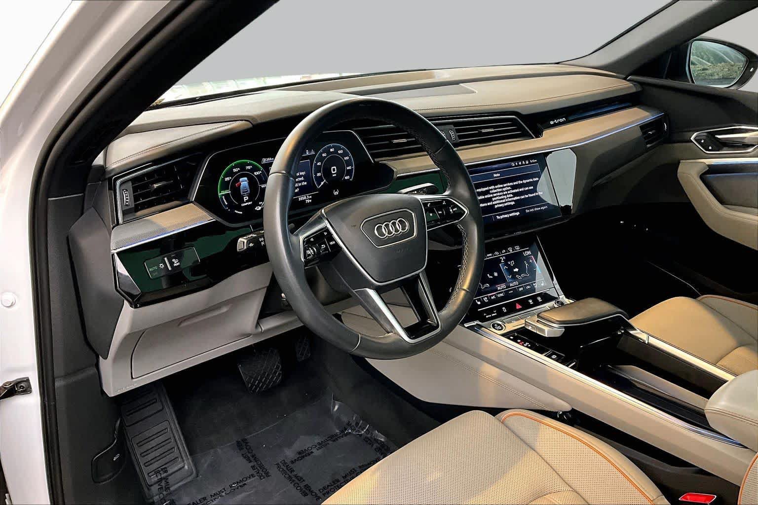 Certified 2024 Audi Q8 e-tron Prestige w/ Prestige Package AWD/4WD image 16