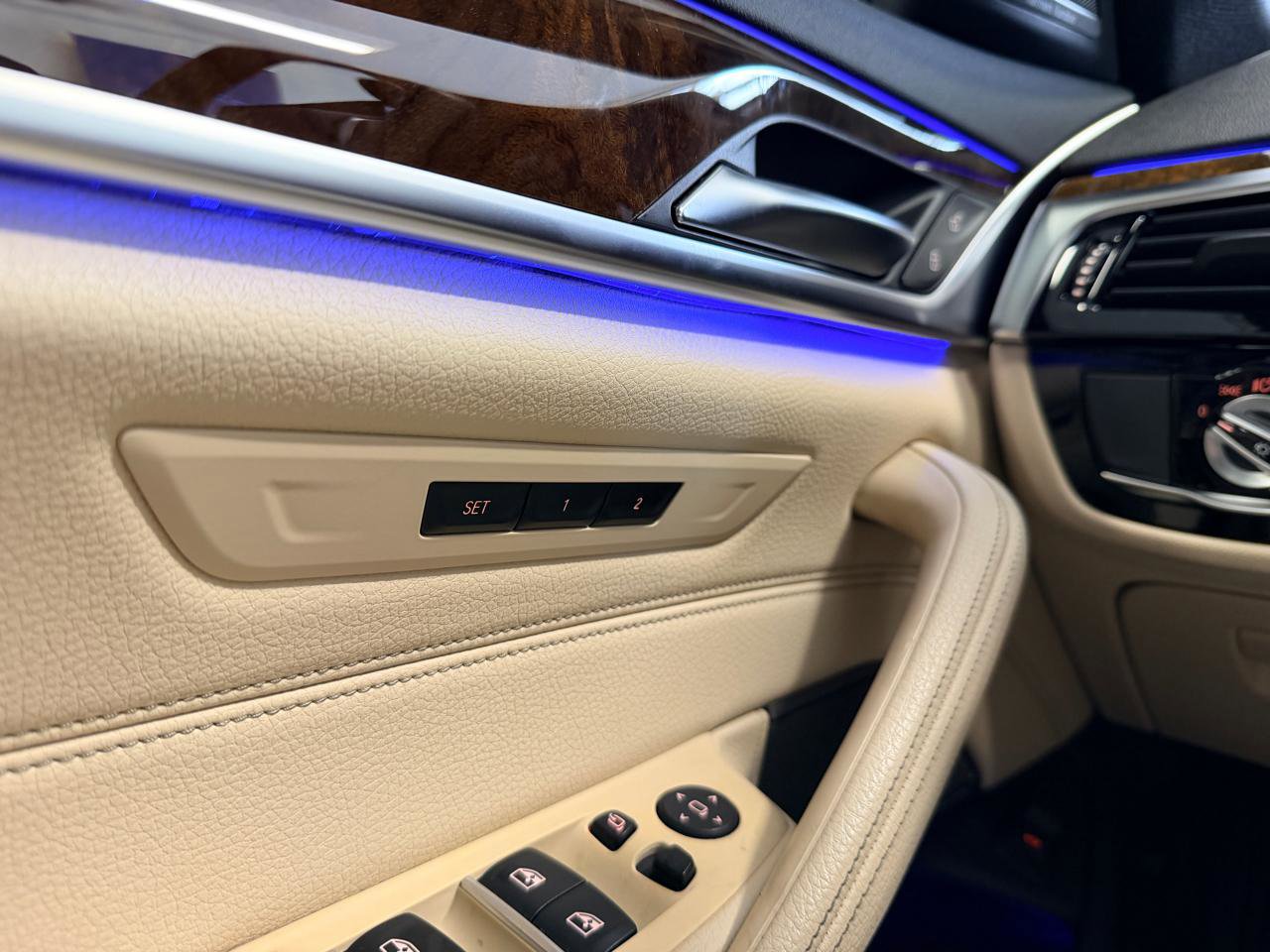 Used 2019 BMW 530i w/ Premium Package RWD image 44