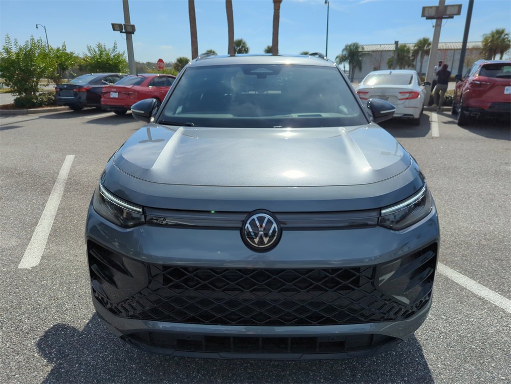 New 2026 Volkswagen Tiguan SE R-Line image 11