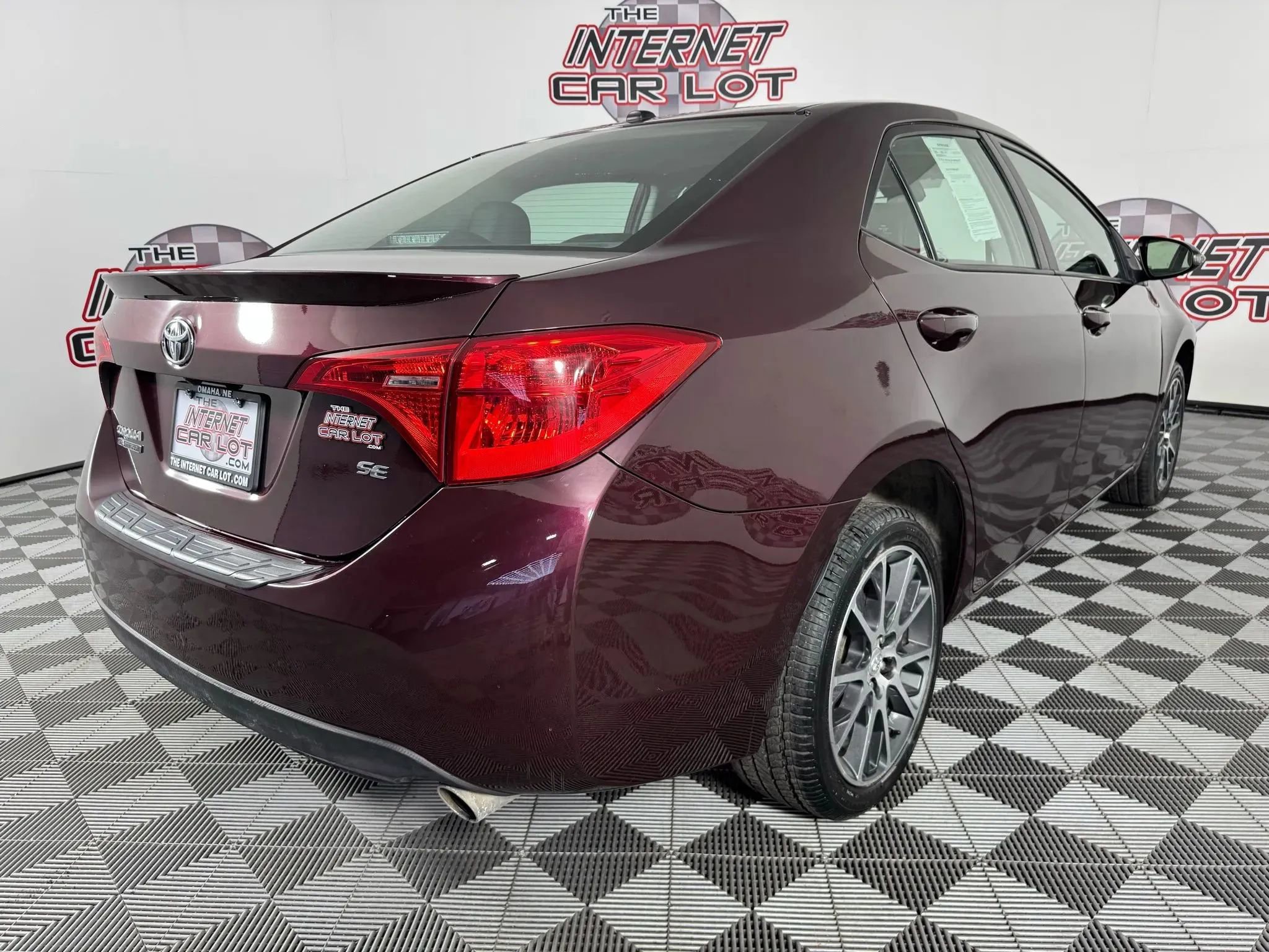 Used 2017 Toyota Corolla SE 50th Anniversary FWD image 28