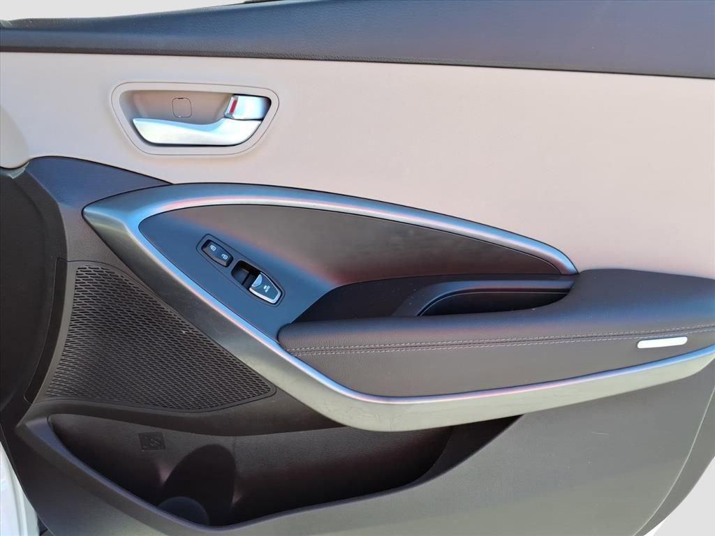 Used 2018 Hyundai Santa Fe Sport w/ 2.4L Value Package 02 image 10