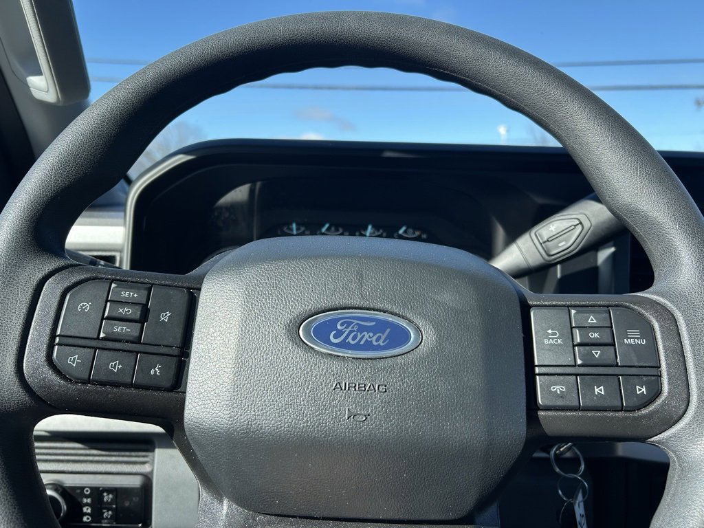 Used 2023 Ford F250 XL w/ XL Chrome Package image 15