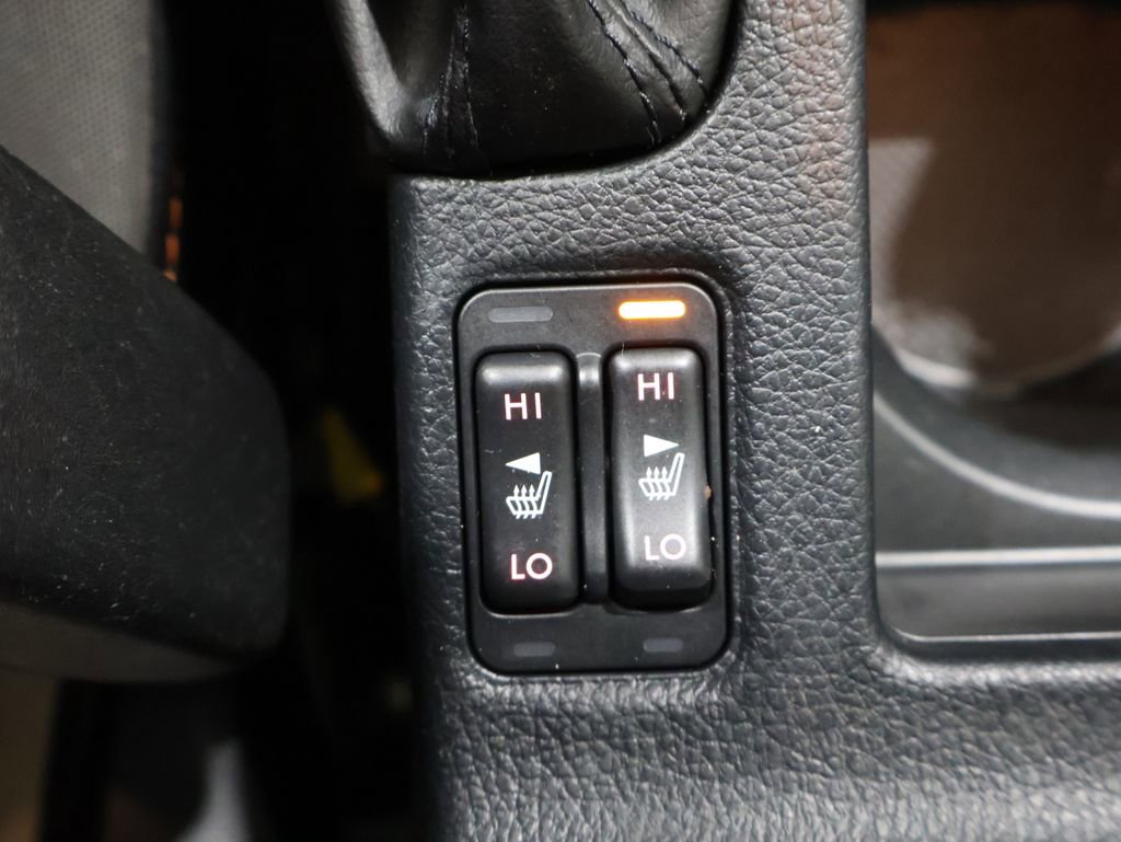 Used 2016 Subaru Crosstrek 2.0i Premium w/ Moonroof Package image 30