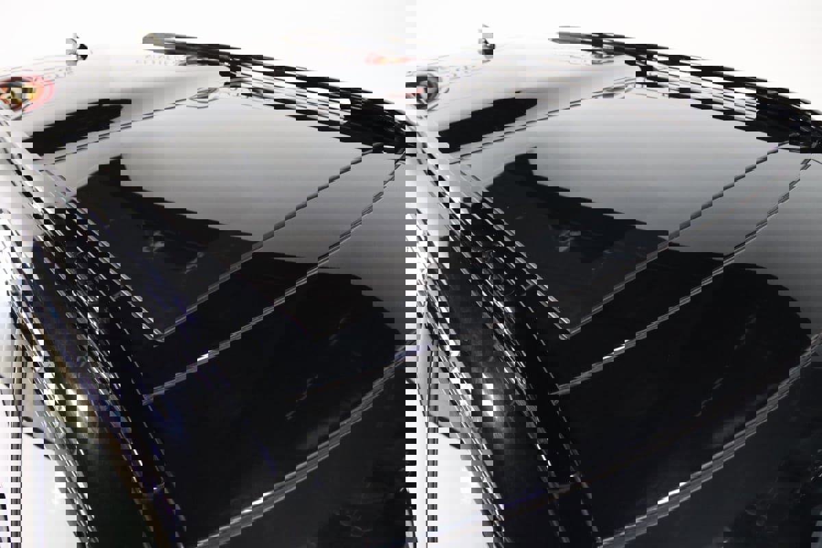 Used 2018 Land Rover Discovery HSE image 18