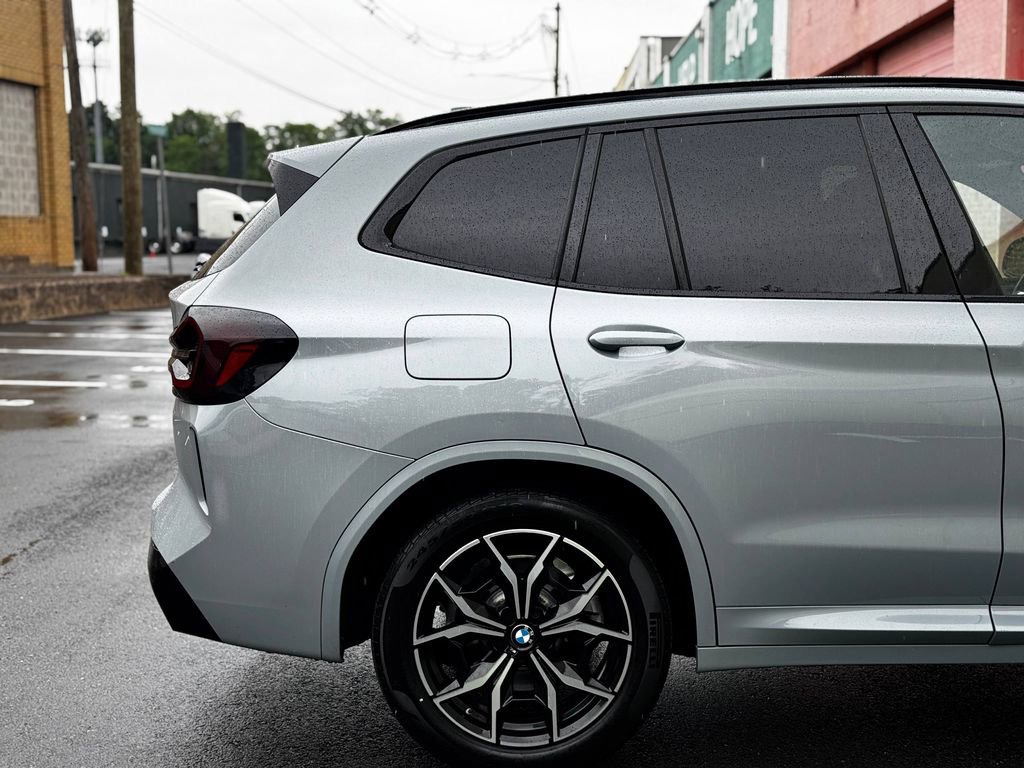 Used 2022 BMW X3 xDrive30i w/ M Sport Package 2 AWD/4WD image 32